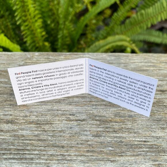 Nina Tra Le Nuvole Blue Saphire/Cobalt Fan Star Rhinestone Earrings. New(NIB) - Picture 6 of 11